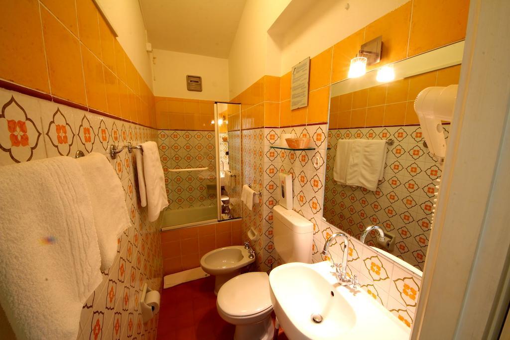 La Favorita Apricale B&B & Ristorante Rum bild